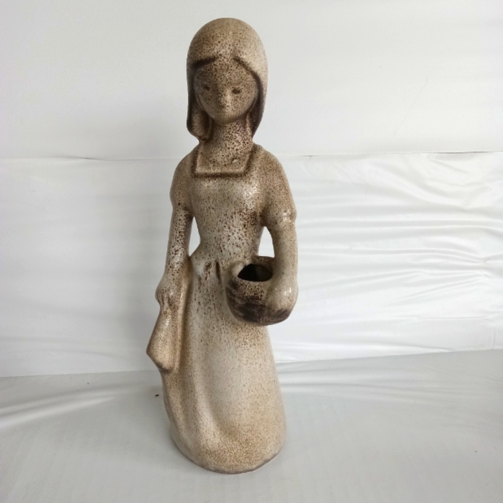 Lady figure Howard Pierce vintage
